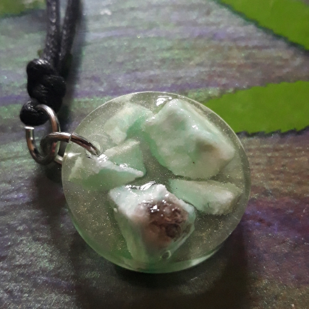 Raw amazonite pendant - Picture 3 of 4